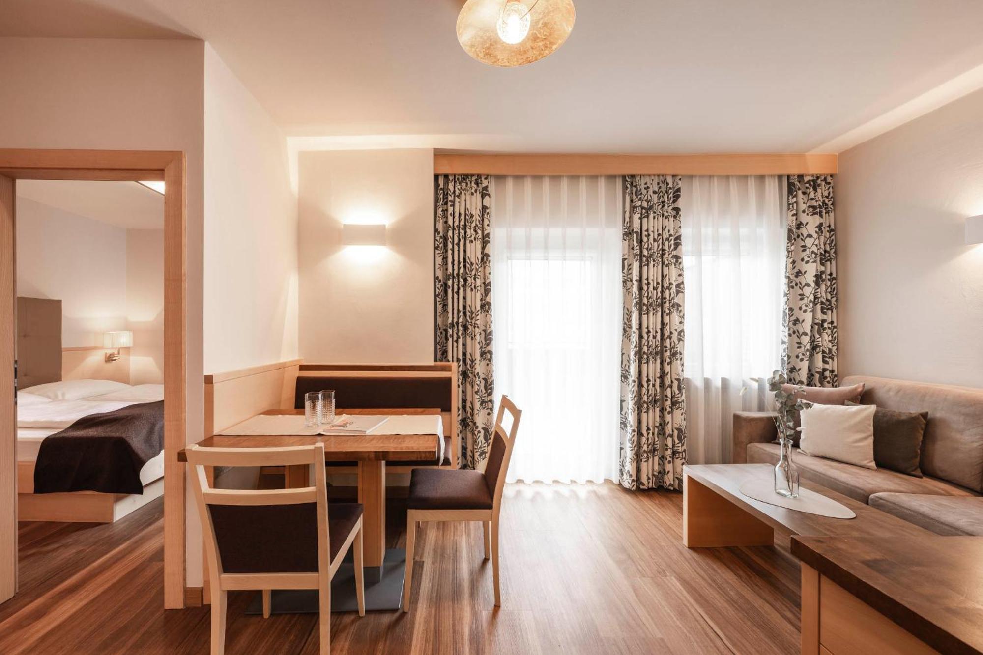 Appartementhaus Residence Hirzer Tirolo Bilik gambar